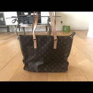 Faux Luis Vuitton handbag